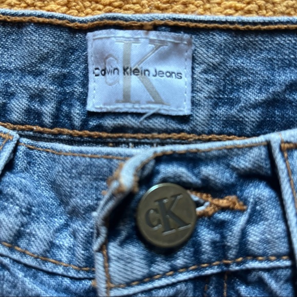 Vintage Calvin Klein shorts - Picture 4 of 6